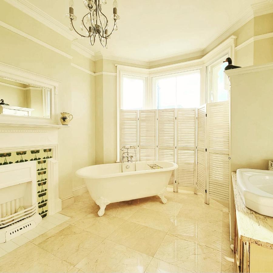 West Hill Retreat Edwardian Balcony Ensuite With Room Served Breakfast & Free Parking Hastings Extérieur photo